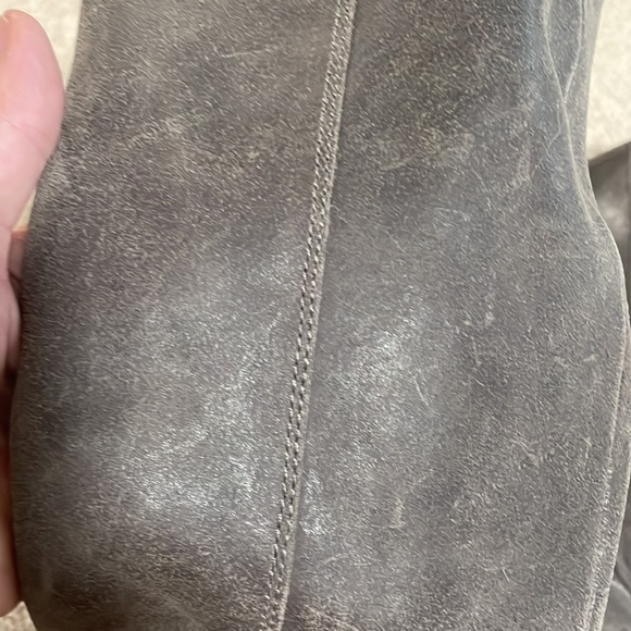 Grey leather boots - Picture 3 of 8